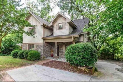 Villa Luxurious Home In North Buckhead Close To Downtown