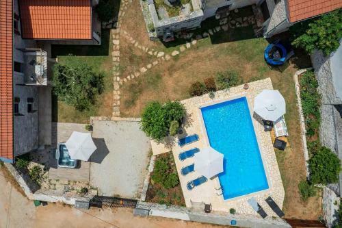 Villa Manovel
