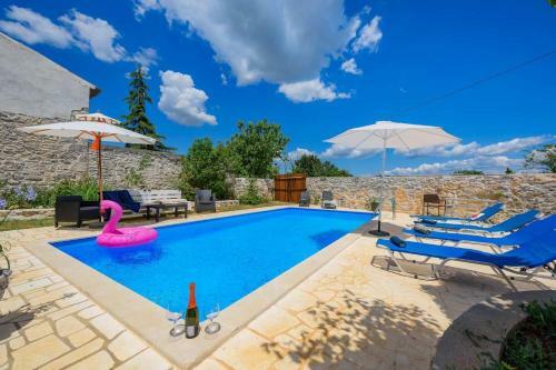 Villa Manovel