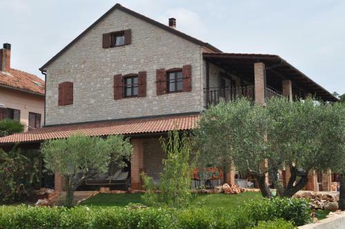 Hostal Apartments Oliva