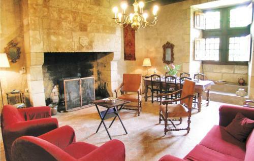 Holiday Home Le Bourg J-596