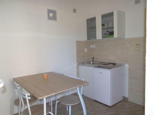Apartments Zdrave