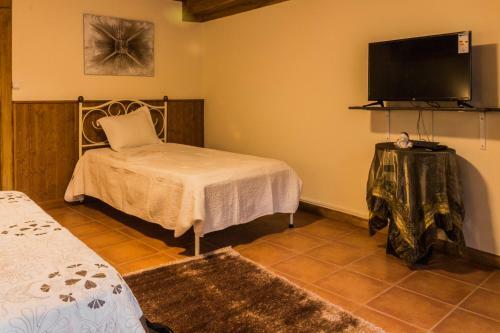 Hostal Portantiqua, Guest House