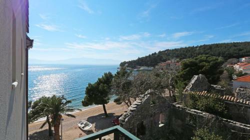 Apartments On The Beach-drvenik