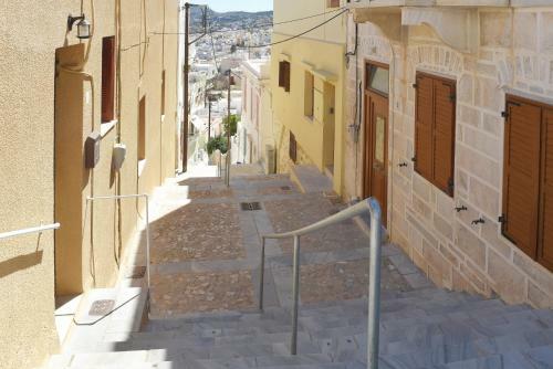Almanza Apartment Syros