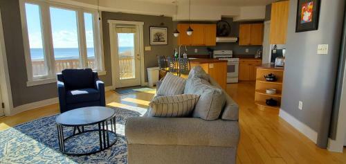 Round House -- Panoramic Views -- Chesapeake Bay