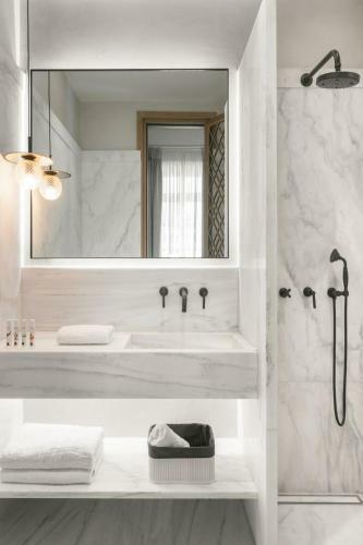 Castro Hotel Syros