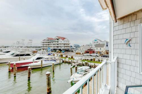 Bay, Beach And Boardwalk