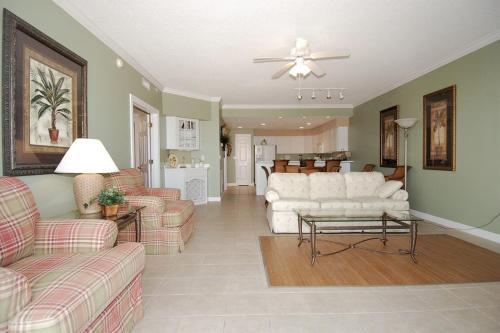 Ocean's Edge 302