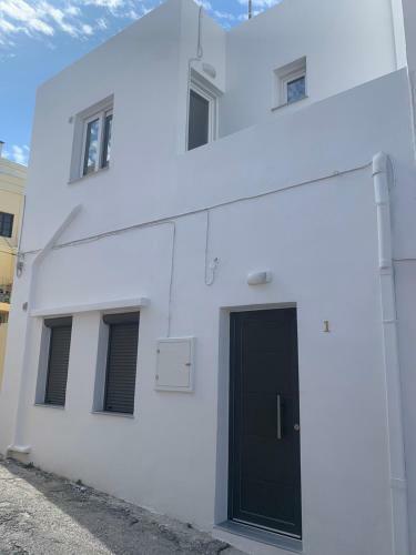 Smyrnis Apartments