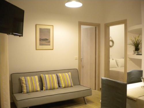 Aeolia Apartments