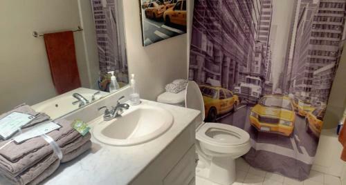 Apartamento Stylish 2 Bd Condo W/balcony!
