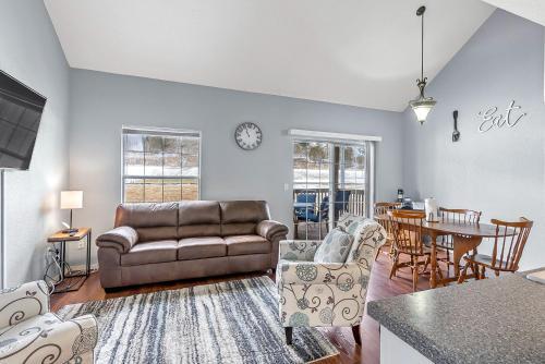 The Creekside Cozy