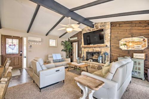 Waterfront Lake Ozark Home With Deck And Grill!