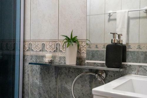Gondomar - Moradia V3 Com Piscina - Guimar�es