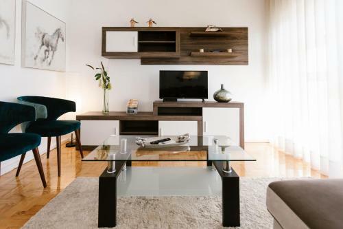 Mumadona Apartment
