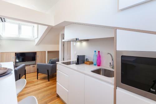 Polery Apartments Center
