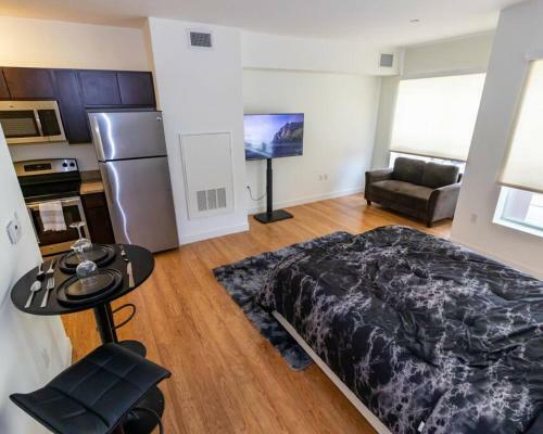 Entire Luxury Studio Apartment Downtown Newark
