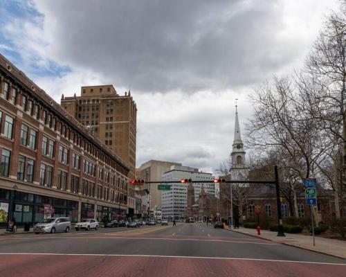 Entire Luxury Studio Apartment Downtown Newark
