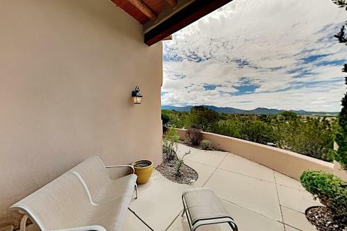 Mountain-view Magic