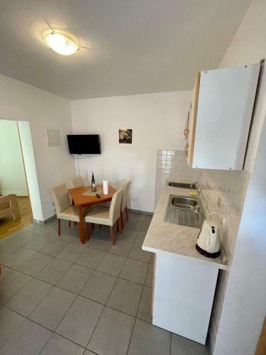 Apartments Elvira
