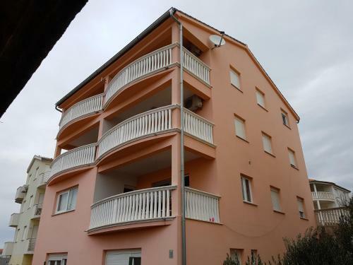 Lavender Apartments