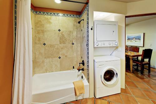 Susan's Hideaway Unit B