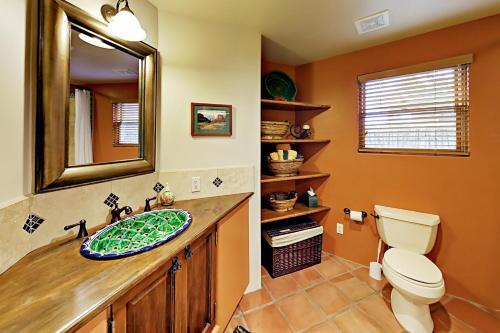 Susan's Hideaway Unit B