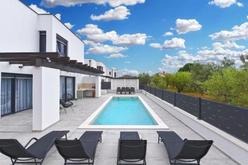 Villa Galizana 2111