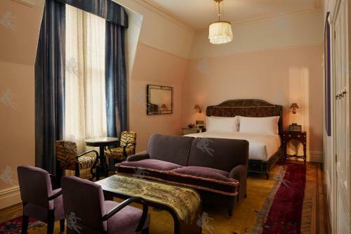 The Hotel Chelsea