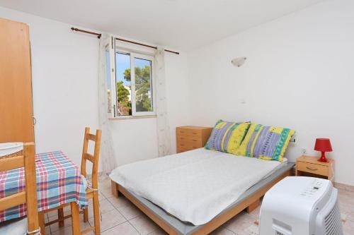 Apartments By The Sea Mali Rat, Omis - 18485