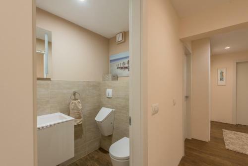 Apartment Tesi