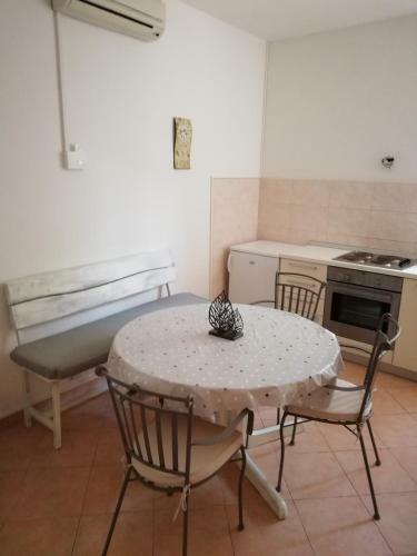 Apartment Dugi Rat