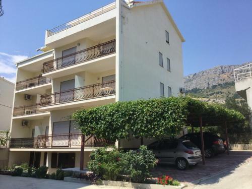 Hostal Apartment Mamic