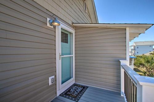 Seaside Carolina Beach Home With Ocean Views!