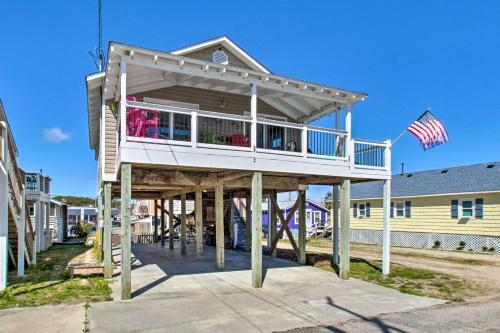 Seaside Carolina Beach Home With Ocean Views!