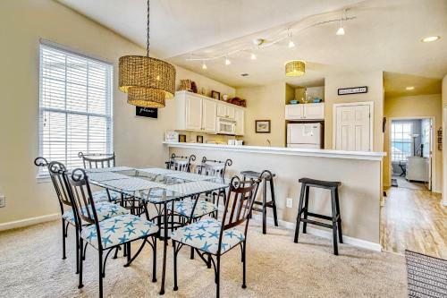 Cozy Coastal Golf & Beach Retreat