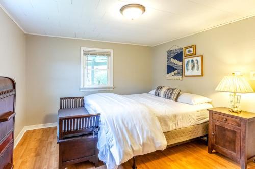 Creekside Cottage