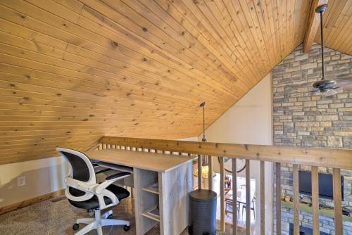 Spacious Buckeye Lake Home Private Boat Dock