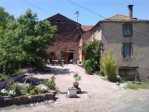 Hostal Chambre D'h�tes Et G�te Des Monts