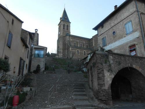 Hostal Chambre D'h�tes Et G�te Des Monts