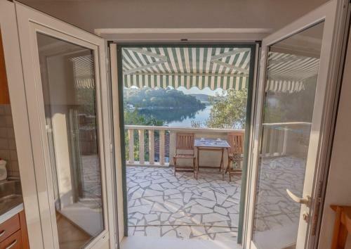Apartamentos Pansion Mali Raj
