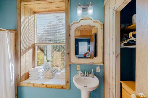 Country Garden Suite