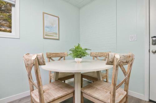 Coral Cottage Unit 1