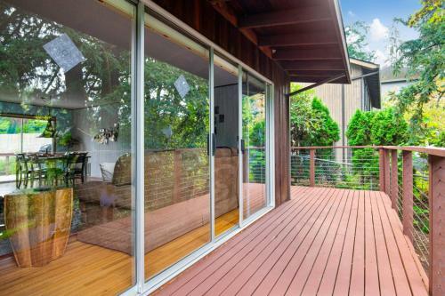 Raleigh Hills Retreat