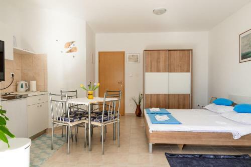 Apartmani Tafra Du?e-omi?