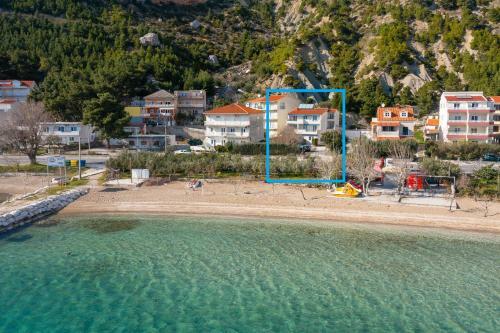 Sandy Beach Apartments
