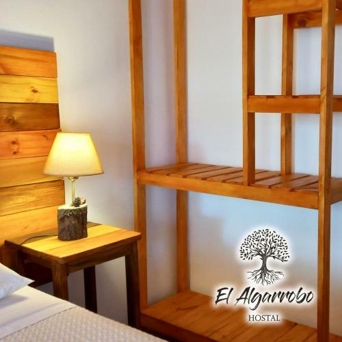 Hotel Hostal El Algarrobo