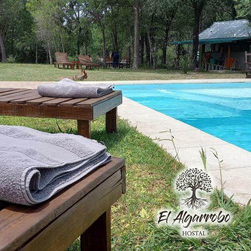 Hotel Hostal El Algarrobo