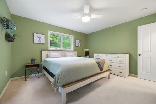 Spring Is Here - Book Your Getaway Now!